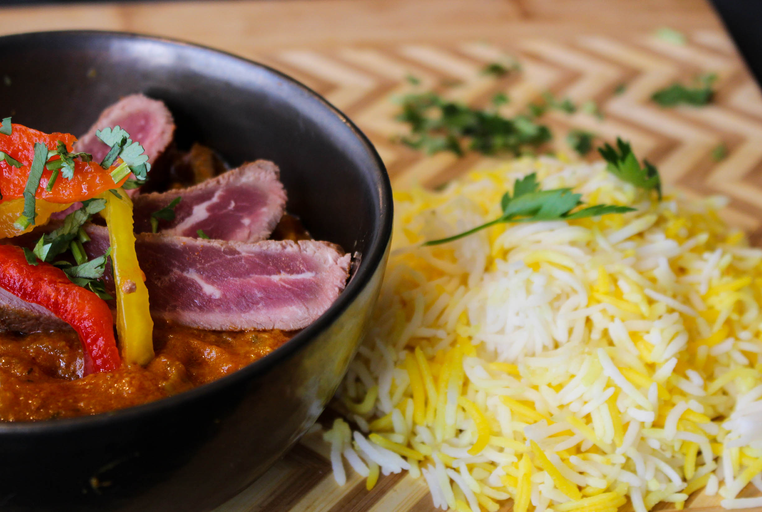 Beef bhuna curry bij Besteldesk.nl