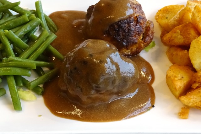 Oma's gehaktbal  menu bij Besteldesk.nl