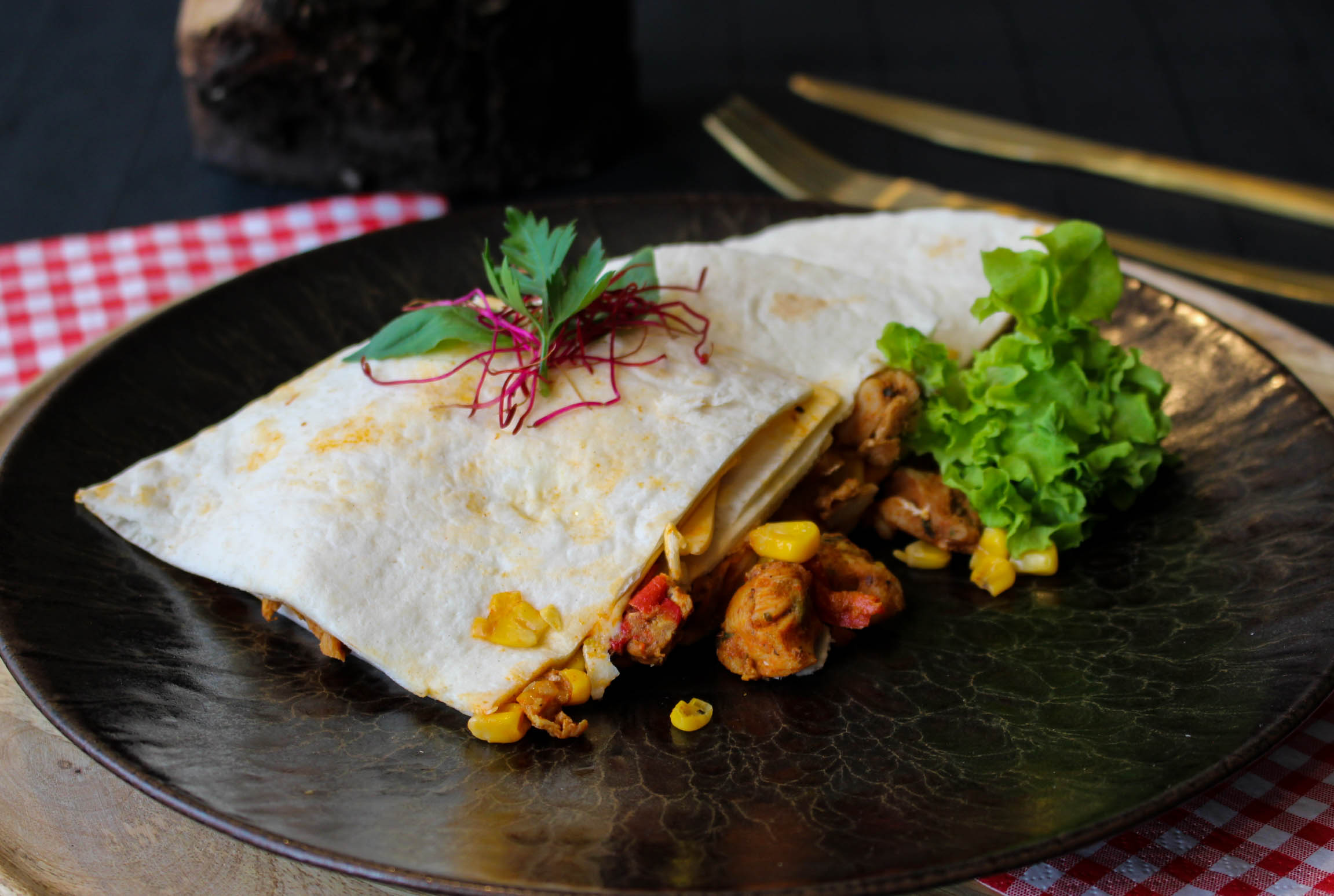 Grilled chicken Quesadilla bij Besteldesk.nl