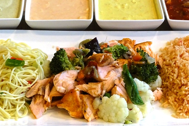 wokschotel met zalm bij Besteldesk.nl